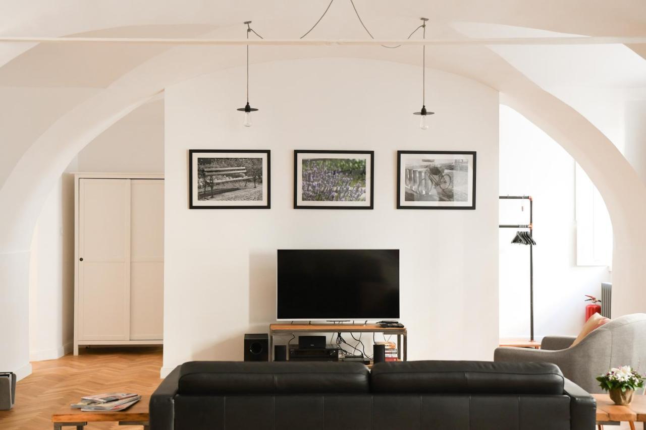 Beautiful 2Bed Apartment In The Centre Of فاغاشدين المظهر الخارجي الصورة